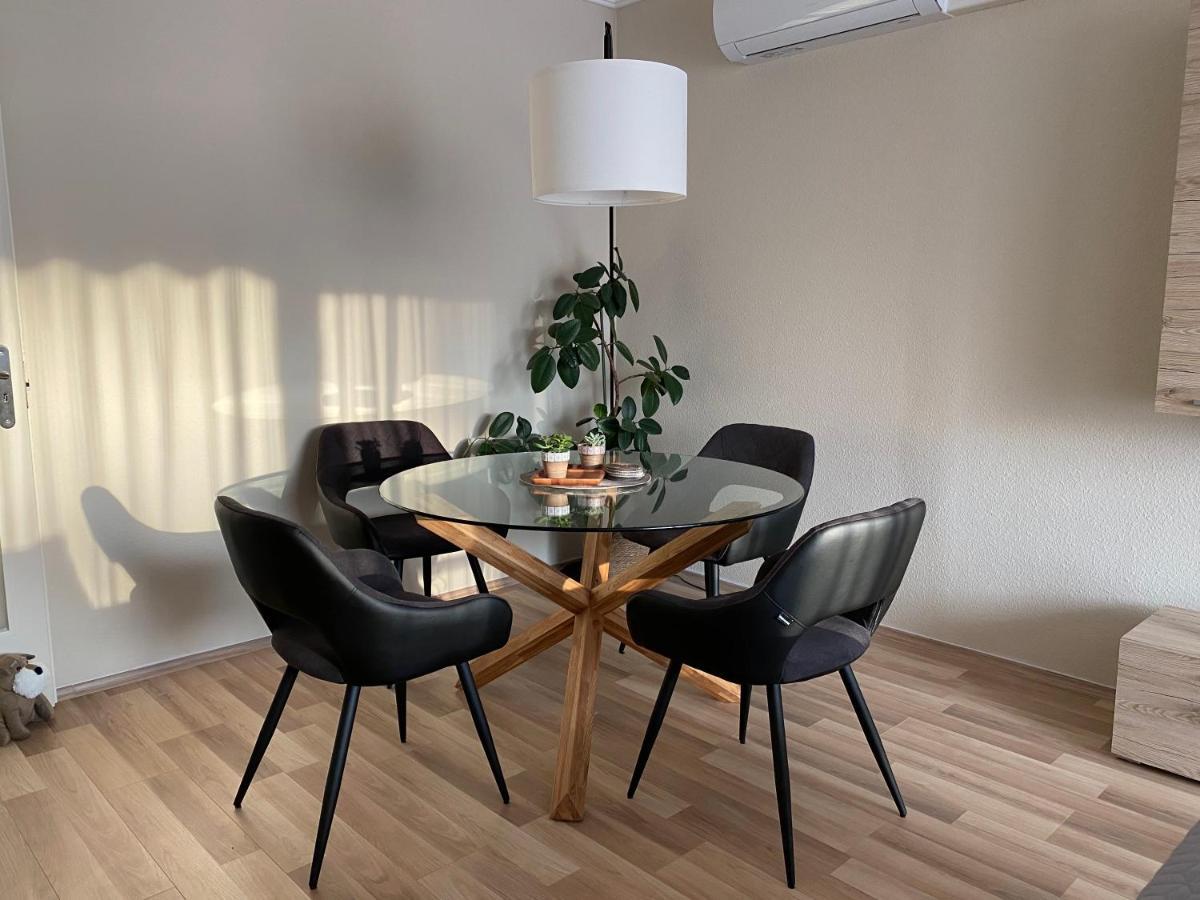 Centrum Apartman คาโปชวาร์ ภายนอก รูปภาพ